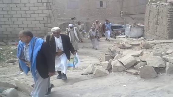 زيارات لأسر الشهداء في مديرية رداع بمحافظة البيضاء